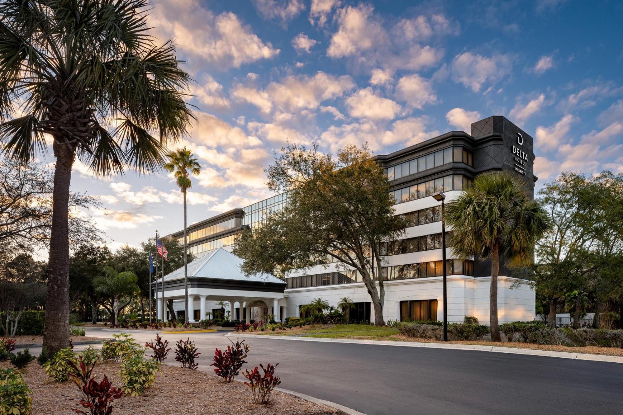 Delta Hotels By Marriott Jacksonville Deerwood Dış mekan fotoğraf